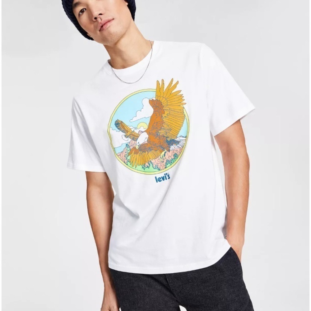 Levi’s mens bald eagle T-shirt nwt